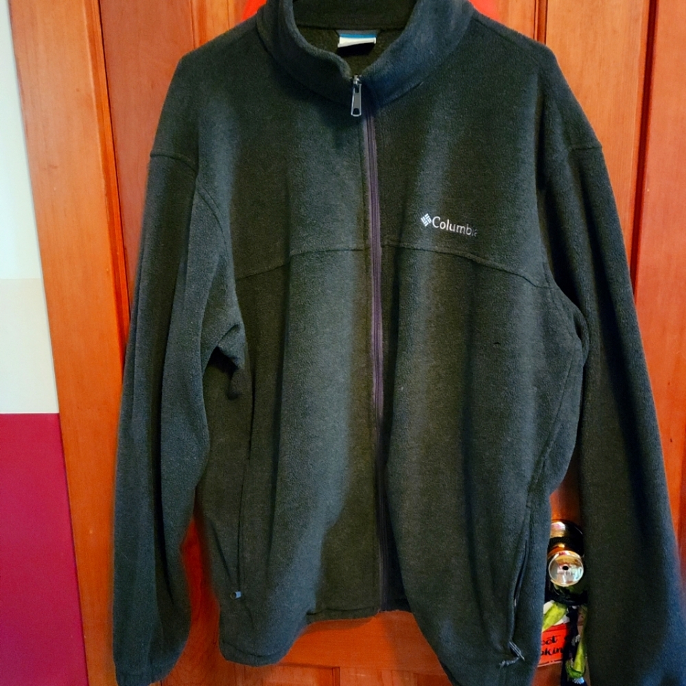 Columbia zip up fleece